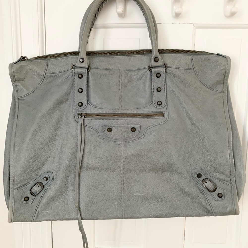 Balenciaga weekend pre loved bag